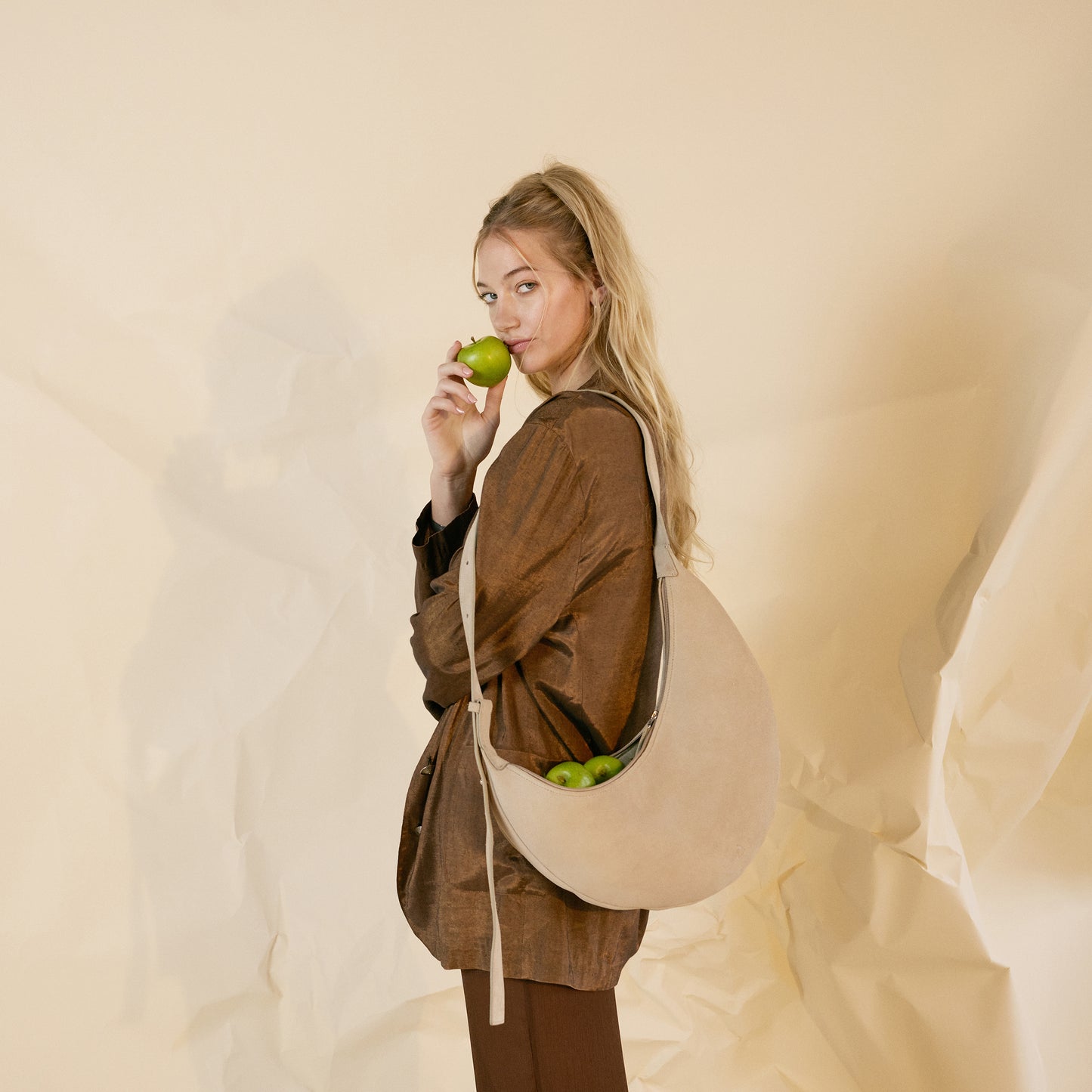 Banana Moon Bag - Beige